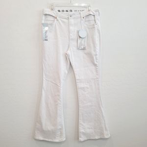 NWT S.O.N.G. White Fit & Flare Comfort Vintage Stretch Jeans Women's Size 13/31